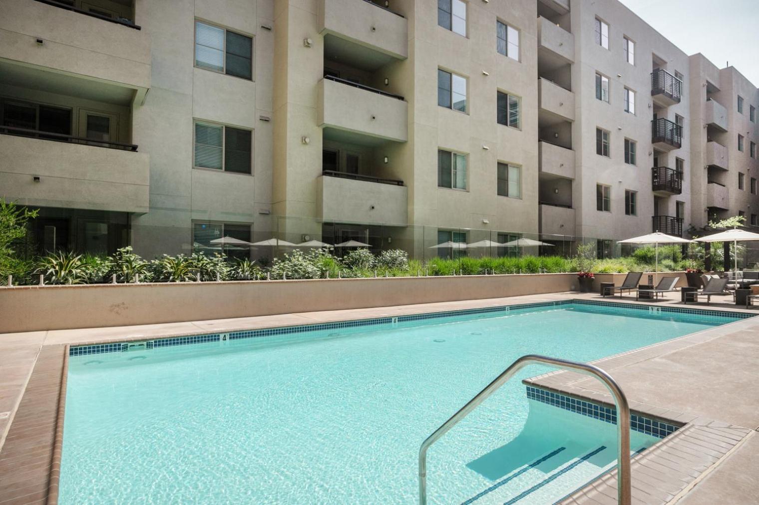 Apartment Hollywood 1br W Gym Pool Spa Nr Sunset Blvd Lax-197 Los Angeles